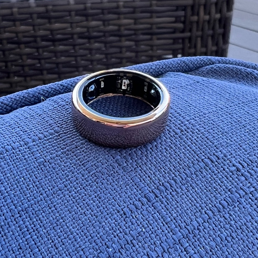 Oura ring rose gold generation 3 - size 9